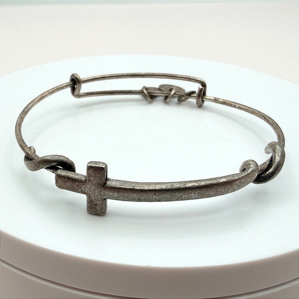Vintage Y2K Cross Religious Charm‎ Bangle Bracelet Women's Classic Jewelry